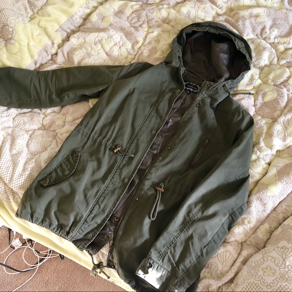 army green jacket🍃